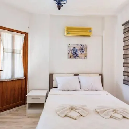 Lejlighed Kalkan Merkezde 2 Kisilik Ortak Havuzlu Daire